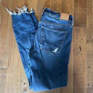 🖤 American Eagle High-Rise Jegging​​​ 🖤​